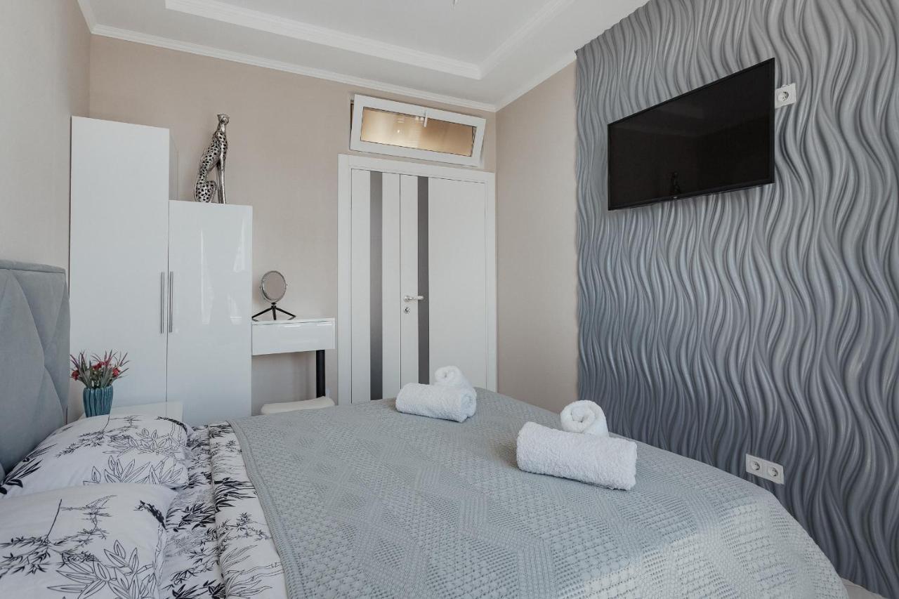 Vip Apartments Arcadia Одесса Экстерьер фото